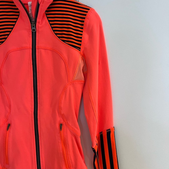 Lululemon define - Picture 2 of 7